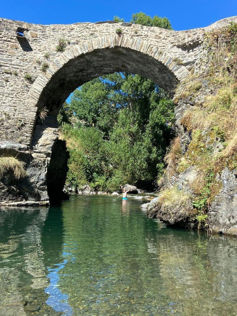 Refugi de muntanya d'Alós d'Àneu Alos d'Isil Exterior foto